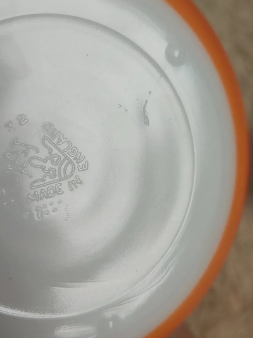 Pyrex JAJ primary Bowl set